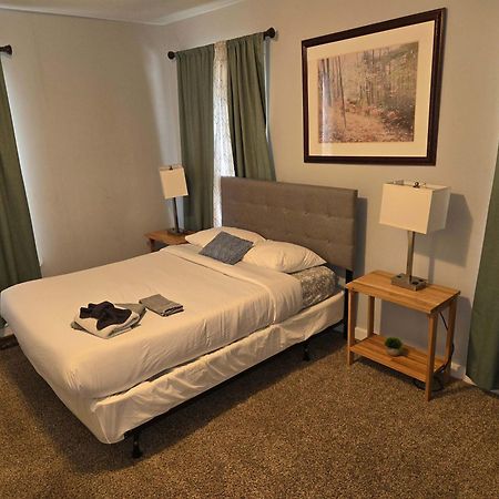 Walking Distance To Legion Field - Little Blue In Birmingham Villa Ngoại thất bức ảnh