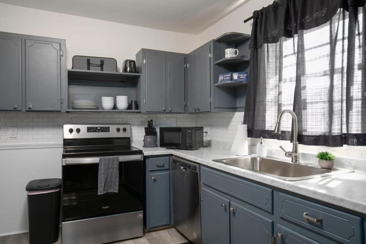 Walking Distance To Legion Field - Little Blue In Birmingham Villa Ngoại thất bức ảnh