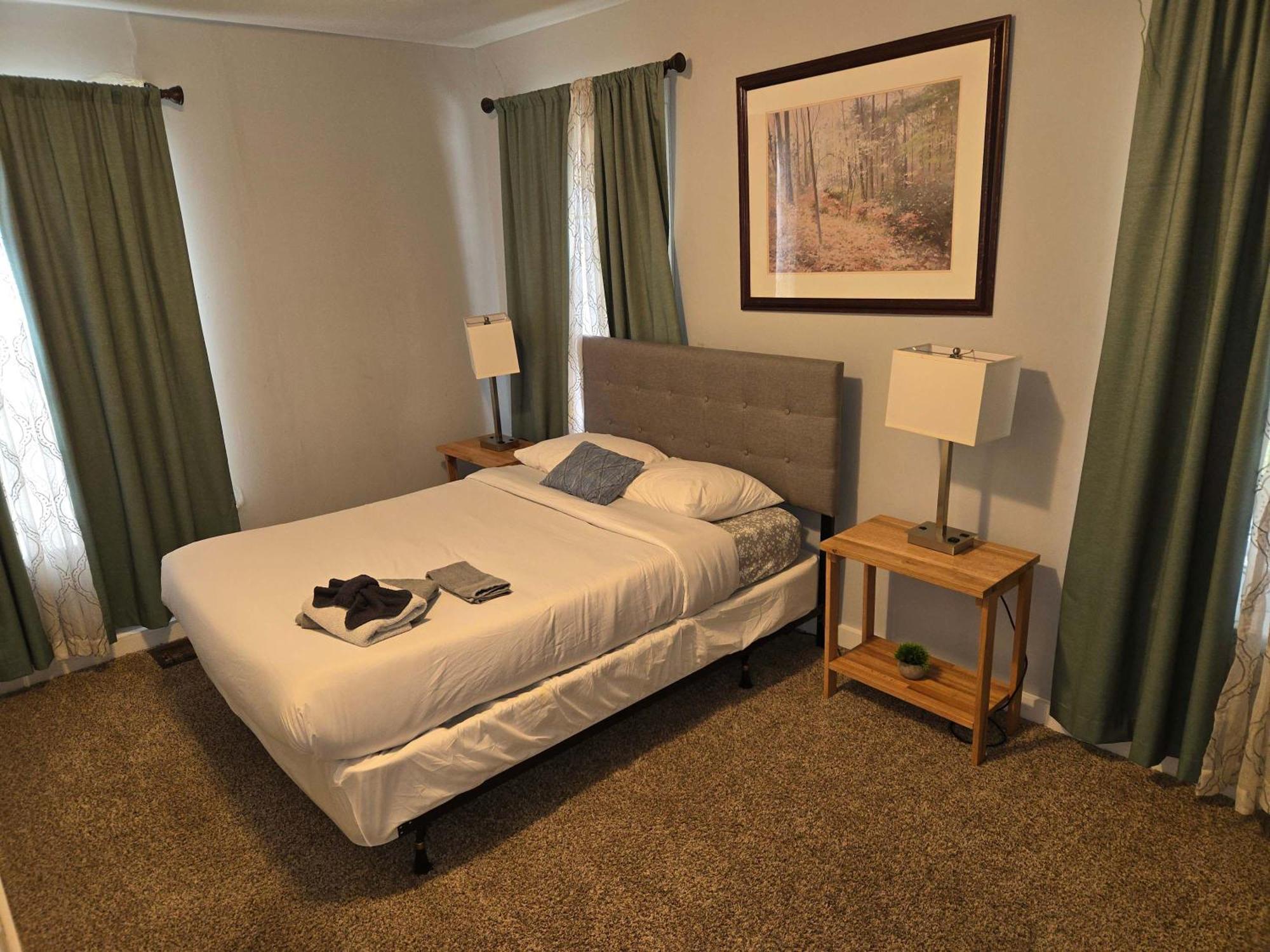 Walking Distance To Legion Field - Little Blue In Birmingham Villa Ngoại thất bức ảnh